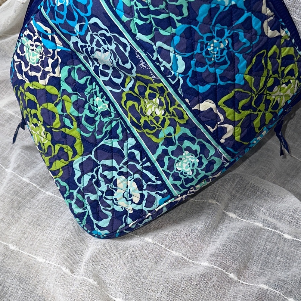 Vera Bradley Katalina Blues Quilted Laptop Travel Case w/Pocket & 3/4 Zip NWOT - Picture 8 of 16